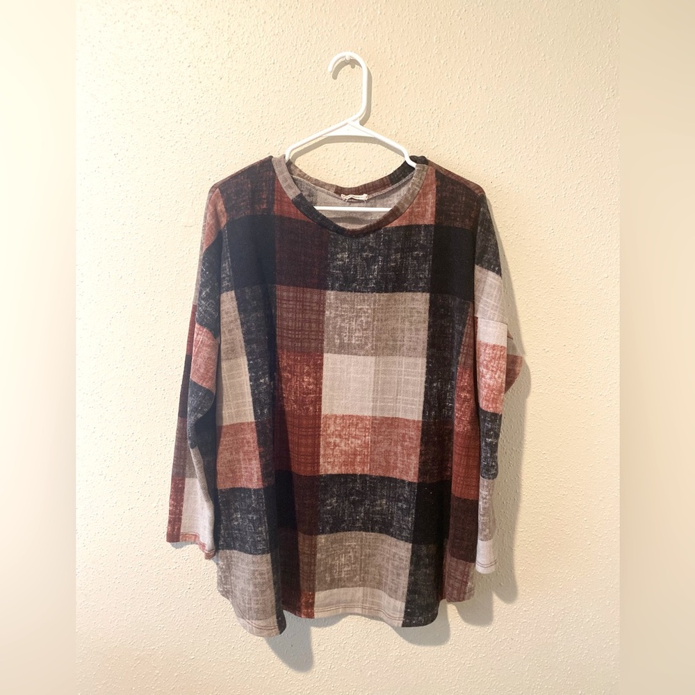 Oversized Plaid Tunic Top